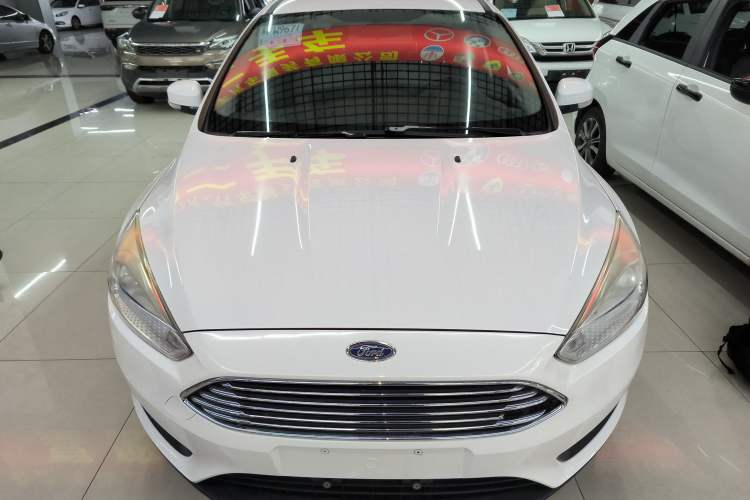 Used Ford Focus 2018 Sedan Classic 1.6L Automatic Trendy SmartDrive Edition