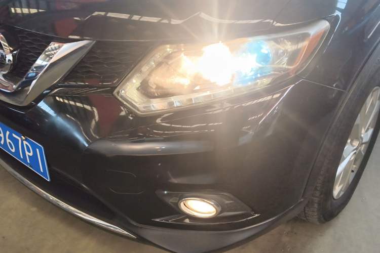 Used Nissan X-Trail 2014 2.0L CVT Comfort Edition 2WD Left Front Headlight