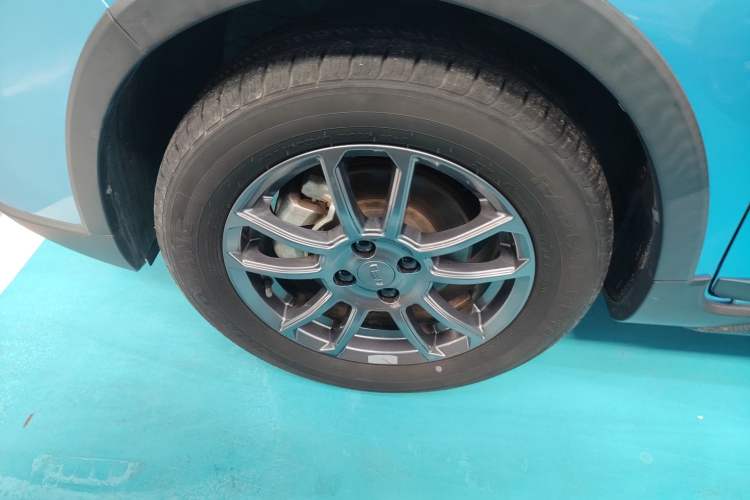 Used Geely Auto Vision X3 2021 PRO 1.5L CVT Deluxe Model
