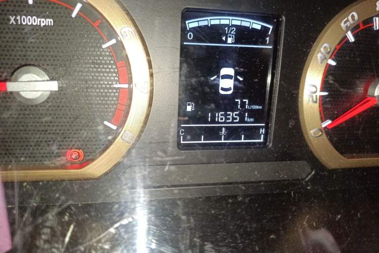 Used FORTHING Lingzhi 2018 M5L 1.6L 9-Seater Comfort Model
