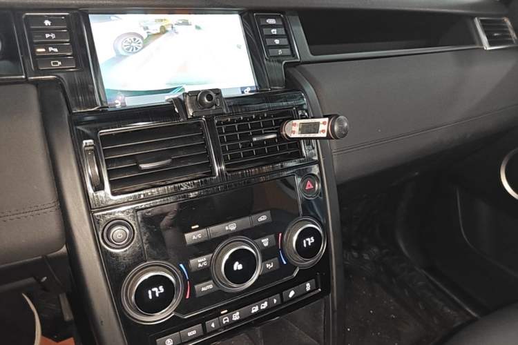 Used Land Rover Discovery Sport 2019 200PS PURE Edition China VI Standard