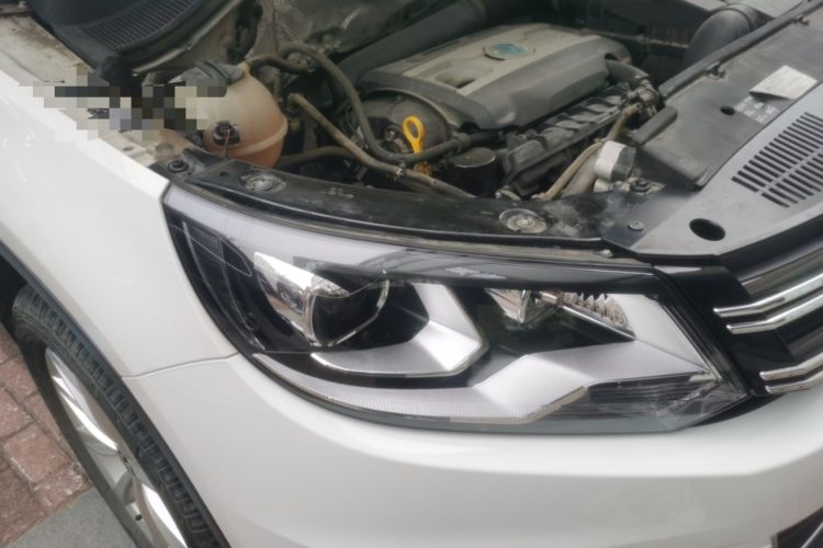 Used Volkswagen Tiguan 2017 300TSI Automatic Two-Wheel Drive Silk Road Comfort Edition Right Front Headlight