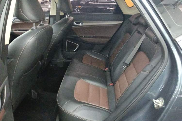 Used Geely Auto Emgrand GS 2018 Lingchao Edition 1.4T Automatic ZhenShang Smart Connectivity Model
