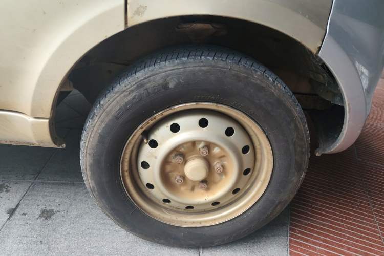 Used Wuling Rongguang 2012 1.5L Extended Basic Version
