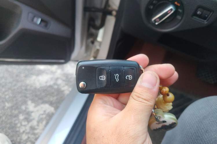 Used Volkswagen Bora 2015 Value Edition 1.6L Automatic Comfort Version