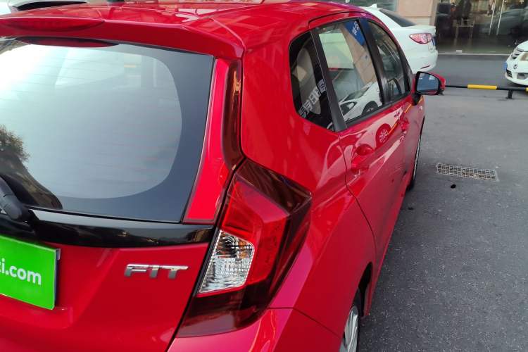 Used Honda Fit 2016 1.5L LXS CVT Comfort Sunroof Version