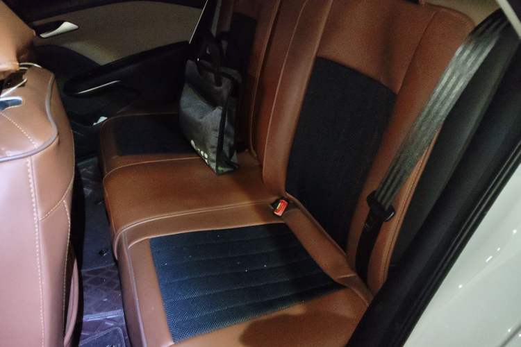 Used Chevrolet Monza 2021 320 Automatic Enjoyment Sunroof Edition Left Rear Seat