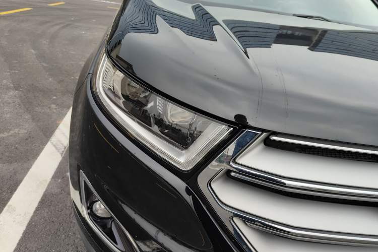 Used Ford Edge 2018 EcoBoost 245 Two-Wheel-Drive Titanium 7-Seater China VI Standard
