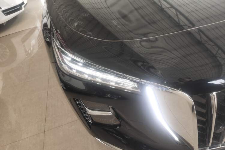 Used Hongqi H5 PHEV 2025 170 Super Hybrid Version Right Front Headlight