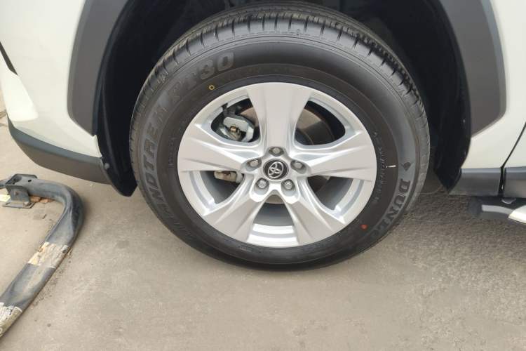 Used Toyota RAV4 2023 2.0L CVT Two-Wheel Drive Urban Edition
