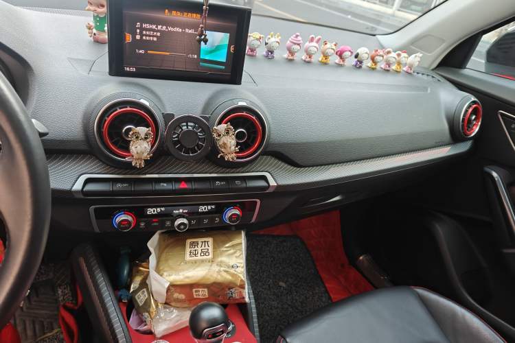 Used Audi Q2L 2021 35 TFSI Fashion Dynamic Model Audio And AC Panel