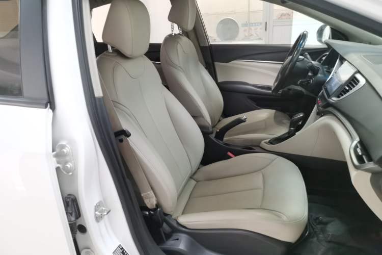 Used Buick GT 2018 15T Dual-Clutch Elite Model China V Standard
