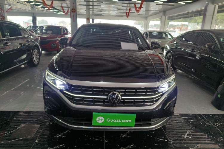 Used Volkswagen Passat 2023 330TSI Luxury Edition
