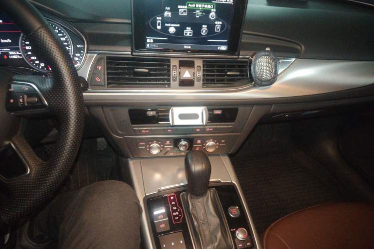 Used Audi A6L 2018 TFSI Collector's Edition Audio And AC Panel