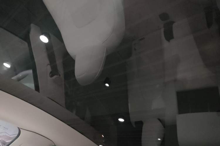 Used Tesla Model Y 2021 Long-Range All-Wheel-Drive Version