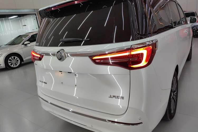 Used Buick GL8 2021 ES Landtrek 653T Luxury Model