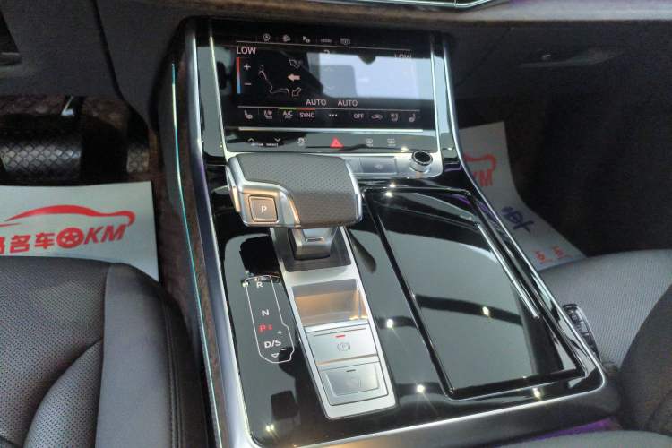 Used Audi Q7 2023 45 TFSI quattro S line Sport model