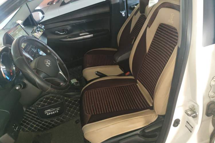 Used Toyota YARiS L Zhi Xuan 2015 1.5E Automatic Charm Edition
