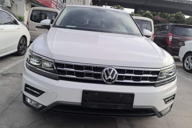 Used Volkswagen Tiguan L 2017 380TSI Automatic All-Wheel-Drive Luxury Edition
