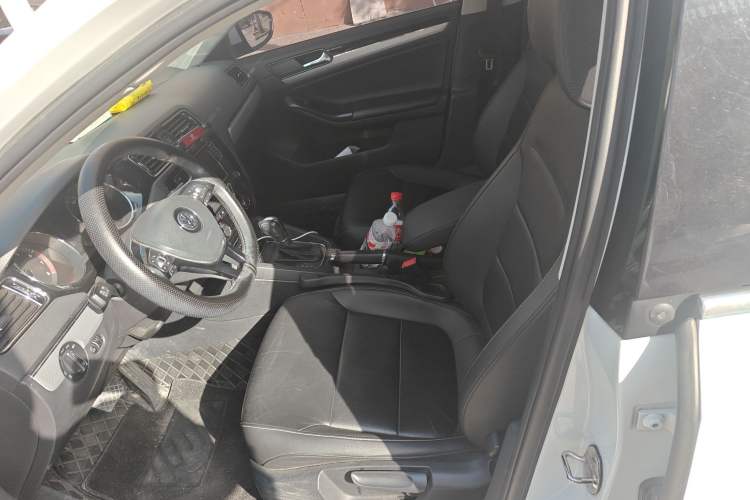 Used Volkswagen Sagitar 2018 1.6L Automatic Comfort Model
