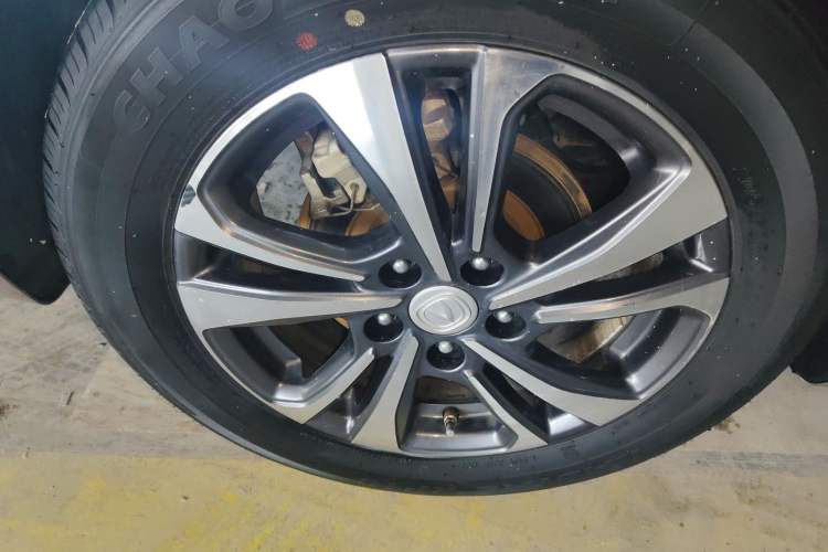 Used Changan Eado 2020 PLUS Blue Whale NE 1.4T GDI DCT Prestige Model
