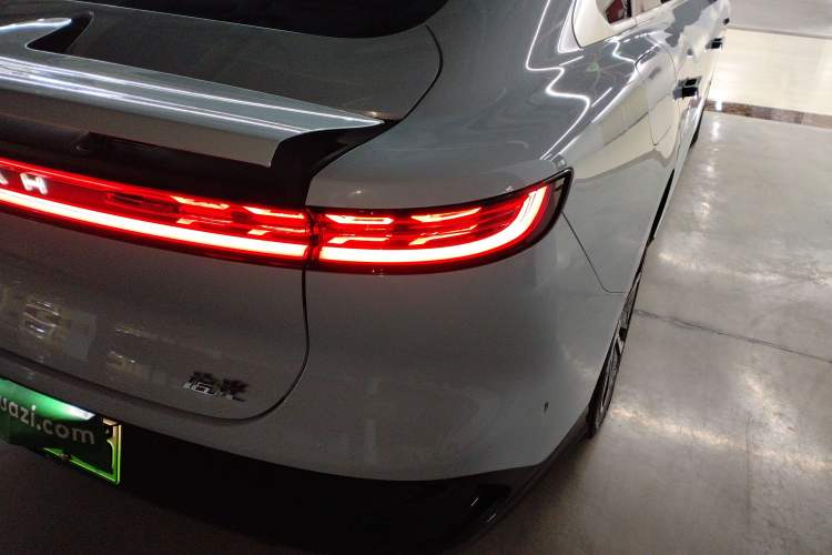 Used VOYAH PASSION 2023 Four-Wheel Drive Long-Range Version Exterior 6