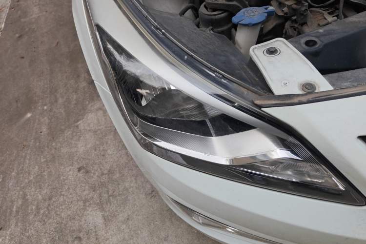 Used Hyundai Verna (older generation) 2016 1.4L Manual Smart GLS Trim
