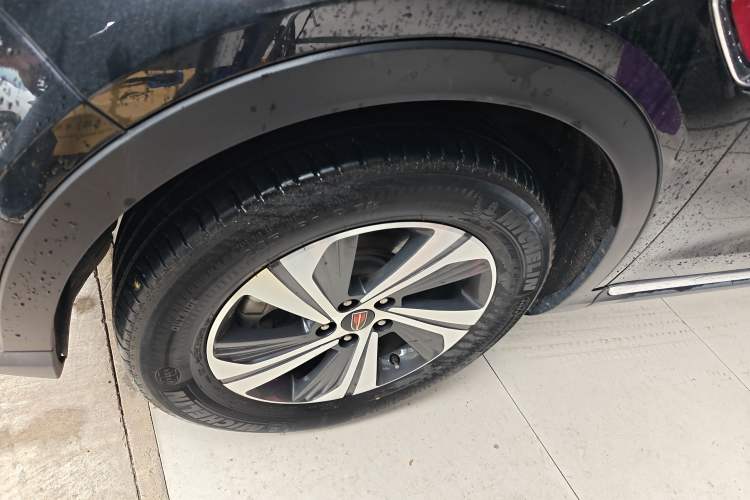 Used Hongqi HS5 2019 2.0T Smart Connect Flagship Edition Left Front Wheel Hub