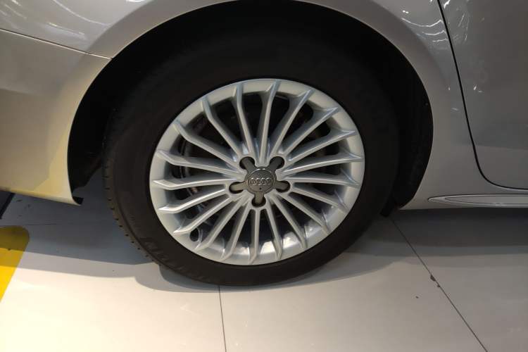 Used Audi A4L 2016 35 TFSI Collection Edition S line Comfort Model
