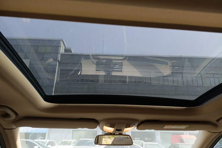 Used Mercedes-Benz R-Class 2017 R 320 4MATIC Business Edition Prestige Model