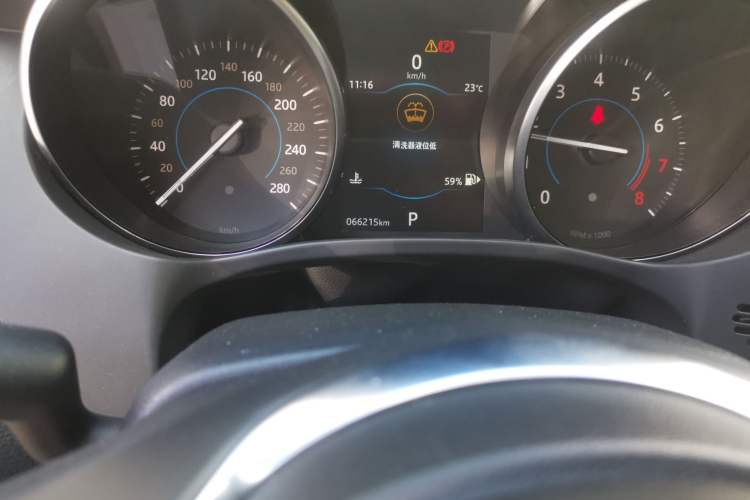 Used Jaguar F-PACE 2018 2.0T Four-Wheel Drive Urban Luxury Edition Odometer Close Up