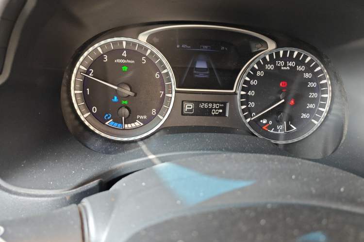 Used Infiniti QX60 2016 2.5 S/C Hybrid Two-Wheel-Drive Excellence Edition China V Standard