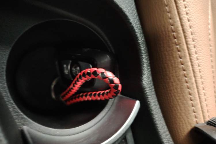 Used Brilliance V5 2016 1.5T Automatic Two-Wheel Drive Smart Version