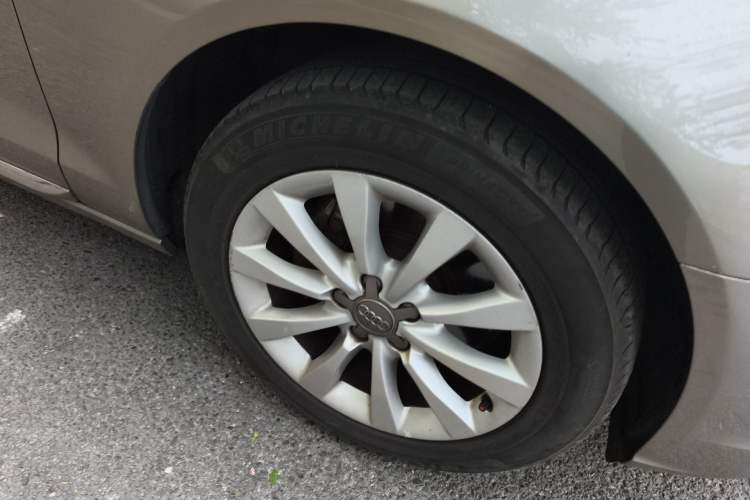 Used Audi A6L 2014 30 FSI Comfort Model
