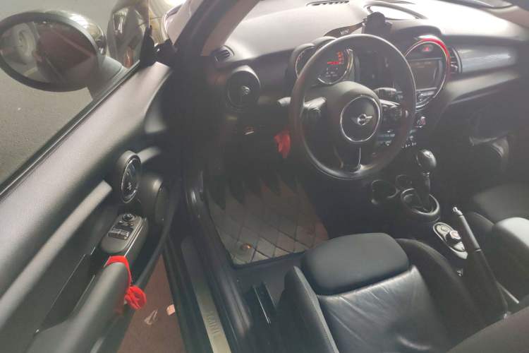 Used MINI 2016 1.5T COOPER Driver Seat