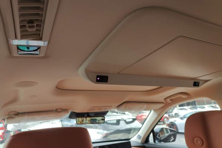 Used Wey Lanshan 2025 Four-Wheel Drive Max