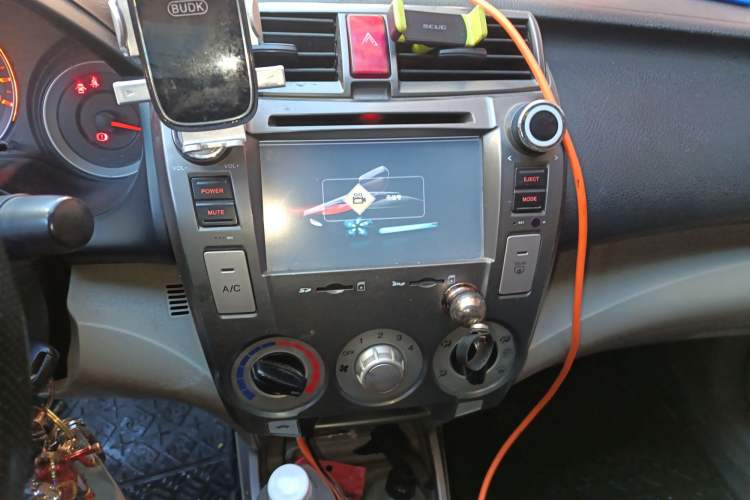 Used Honda City Classic 2011 1.5L Manual Elite Edition Audio And AC Panel