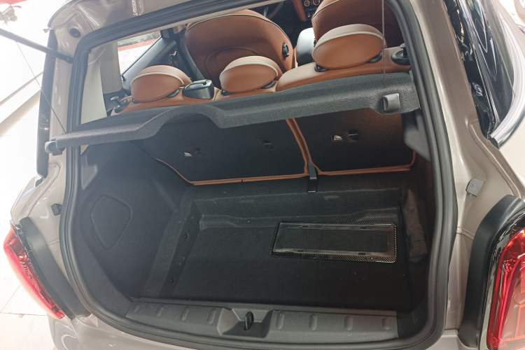 Used MINI MINI 2022 Updated 2.0T COOPER S Classic Edition Five-Door Version