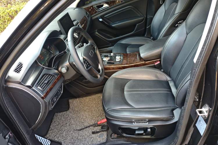 Used Zotye Z700 2018 Z700H 1.8T DCT Luxury Edition