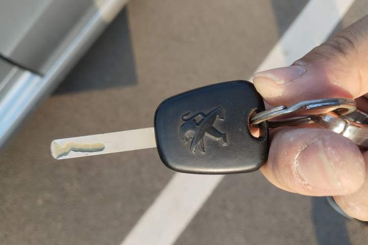 Used Peugeot 308 2014 Enjoy Edition Classic 1.6L Manual YouShang Model