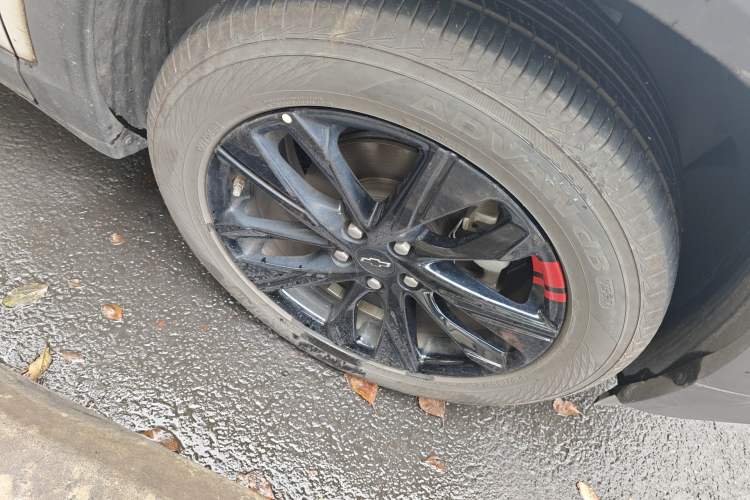 Used Chevrolet Trax 2019 Redline 335T CVT Top-Tier Model China VI Standard Right Front Wheel Hub