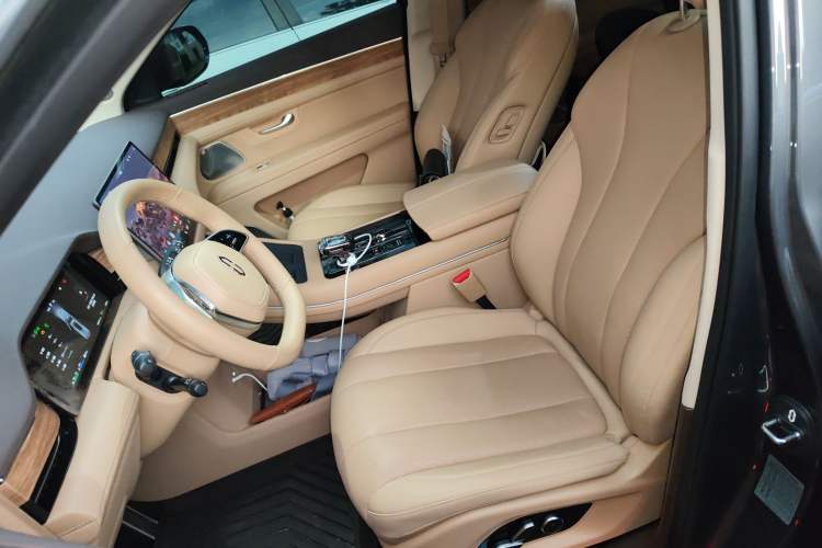 Used Hima AITO M7 2024 1.5T Rear-Drive Plus Version 5 Seats