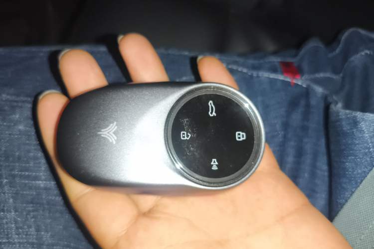 Used NETA S 2022 Extended-Range Version 1160 km Range Rear-Wheel-Drive Compact Edition
