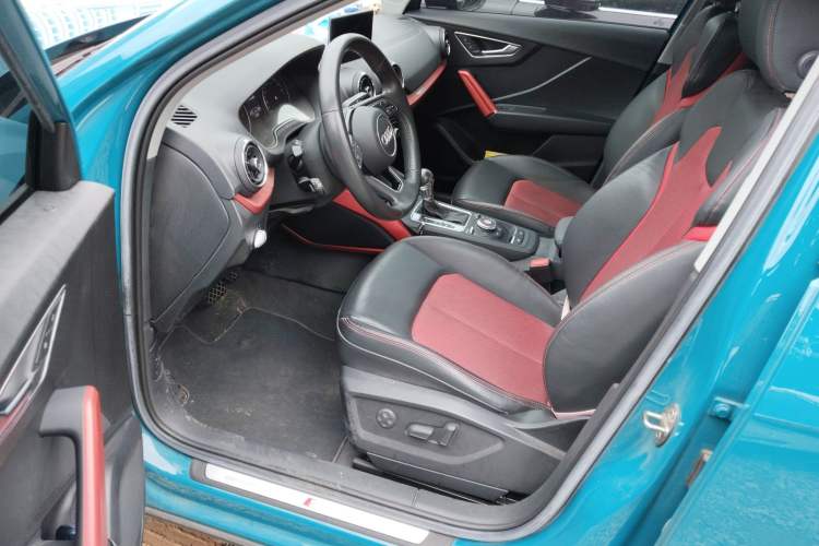 Used Audi Q2L 2018 35 TFSI Fashion Dynamic Version China V Emission Standard Driver Seat