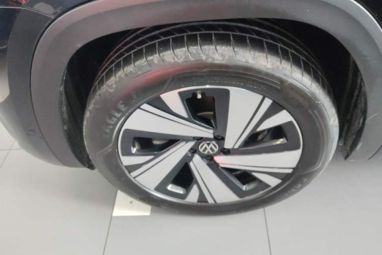 Used Volkswagen Teramont X 2024 380TSI Four-Wheel Drive Prestige Luxury Edition Left Front Wheel Hub