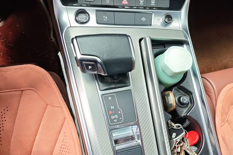 Used Audi A6L 2022 45 TFSI Prestige Elegant Edition
