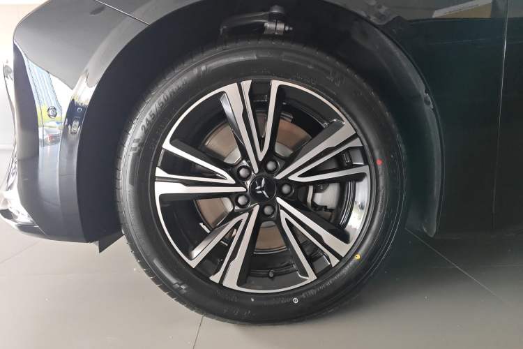 Used Hongqi EH7 2025 600 Smart Selection Edition
