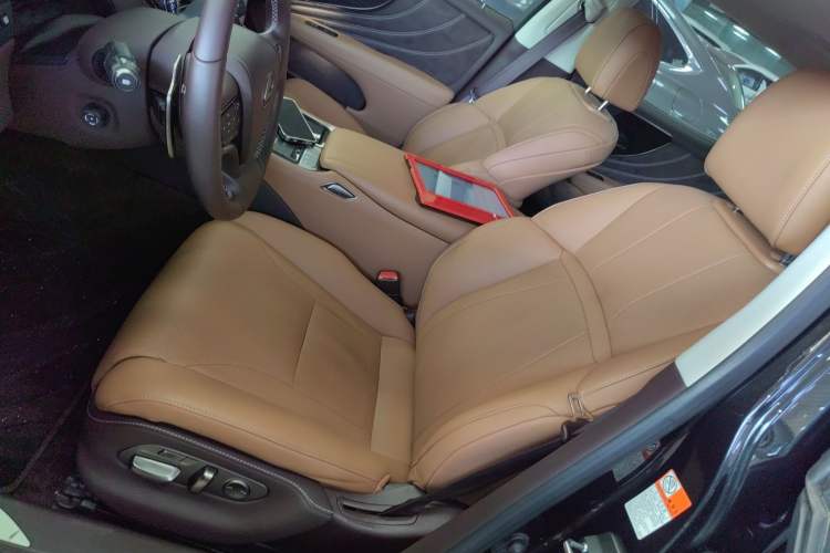 Used Lexus LS 2020 500h Excellence Edition China VI standard
