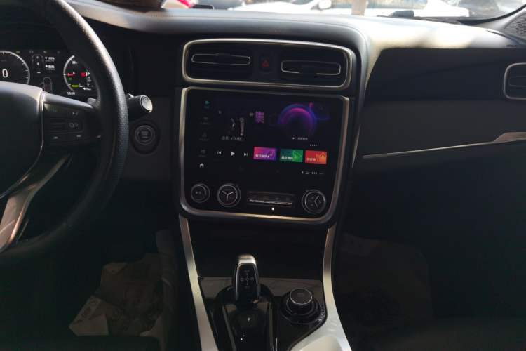 Used Lynk & Co 01 EM-P 2018 1.5T PHEV Jing Guo V Audio And AC Panel