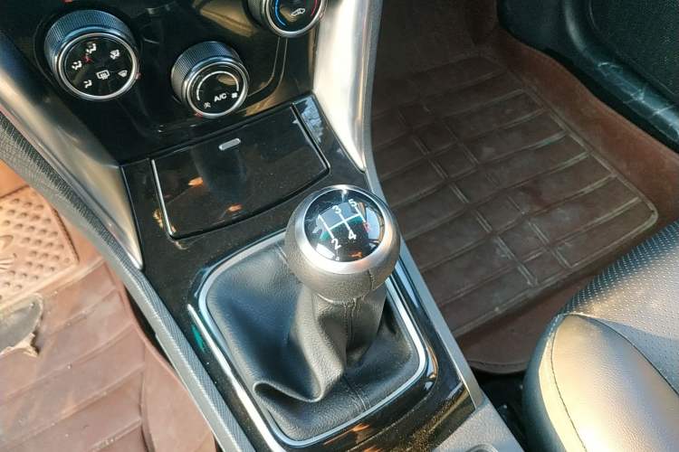 Used BYD F3 2020 1.5L Manual Value Edition Gear Lever